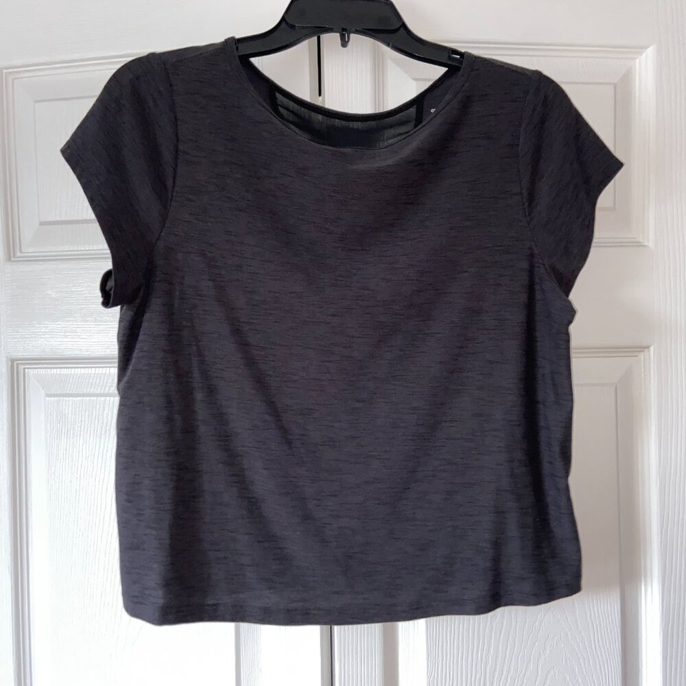 Old Navy Active Breath On Medium Crop Black Shirt